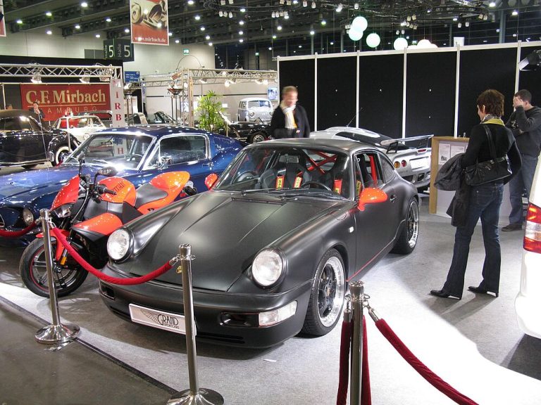 csm_Porsche_911_Carrera_RS__4351784857__93170cb9fe